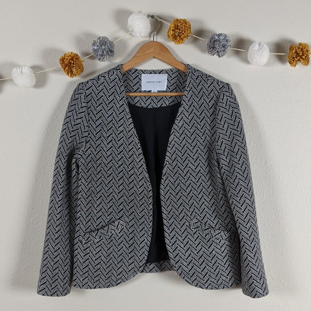 Amour Vert Women's Sally Herringbone Jacket - Black & White - Medium